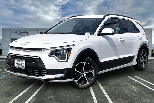 Used 2023 Kia Niro EX