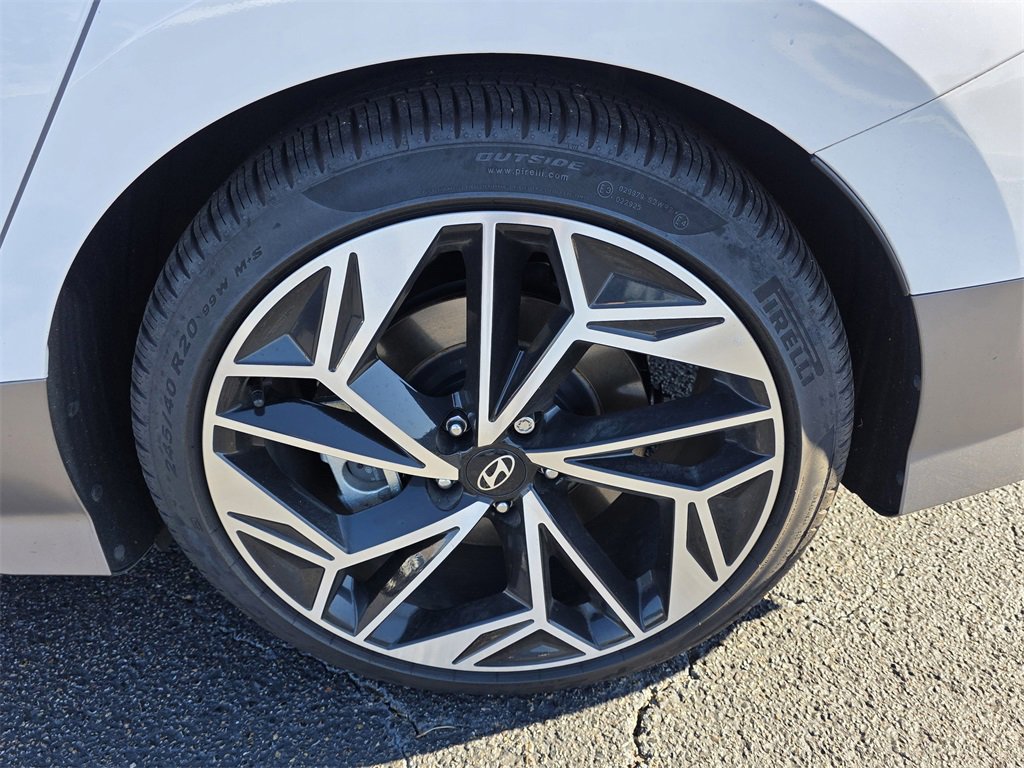 Used 2025 Hyundai Ioniq 6 SEL image 27