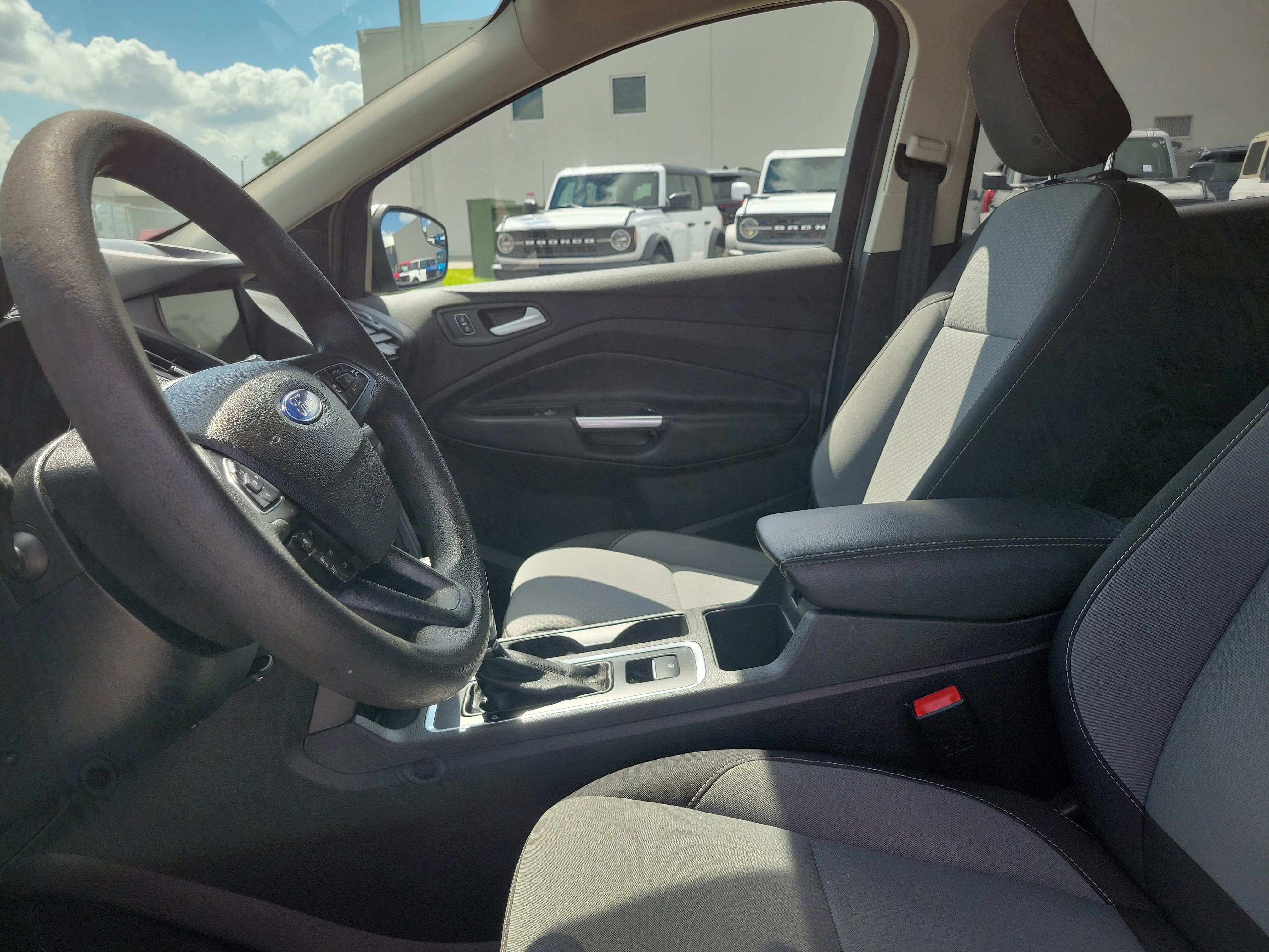 Used 2019 Ford Escape SE FWD image 20