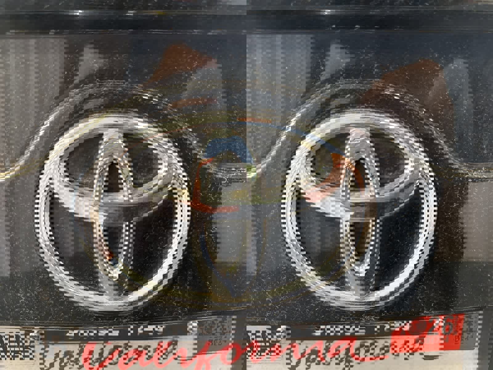 Used 2014 Toyota Camry SE image 12