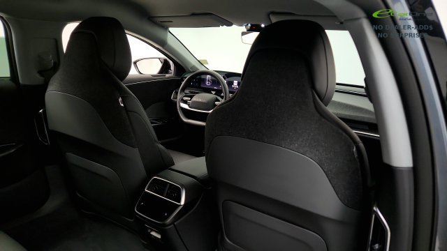 Used 2025 Lucid Air Pure RWD image 39