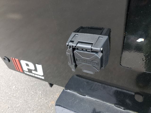 New 2026 RAM 5500 Tradesman AWD/4WD image 7