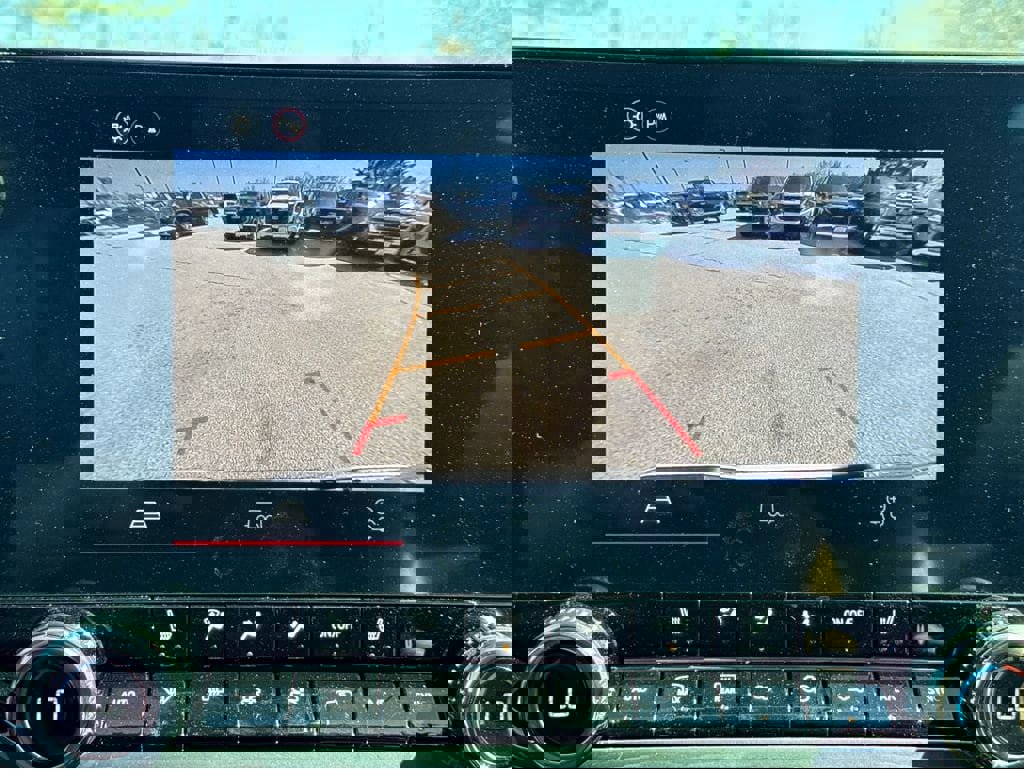 New 2026 GMC Canyon Elevation w/ Convenience Package image 14