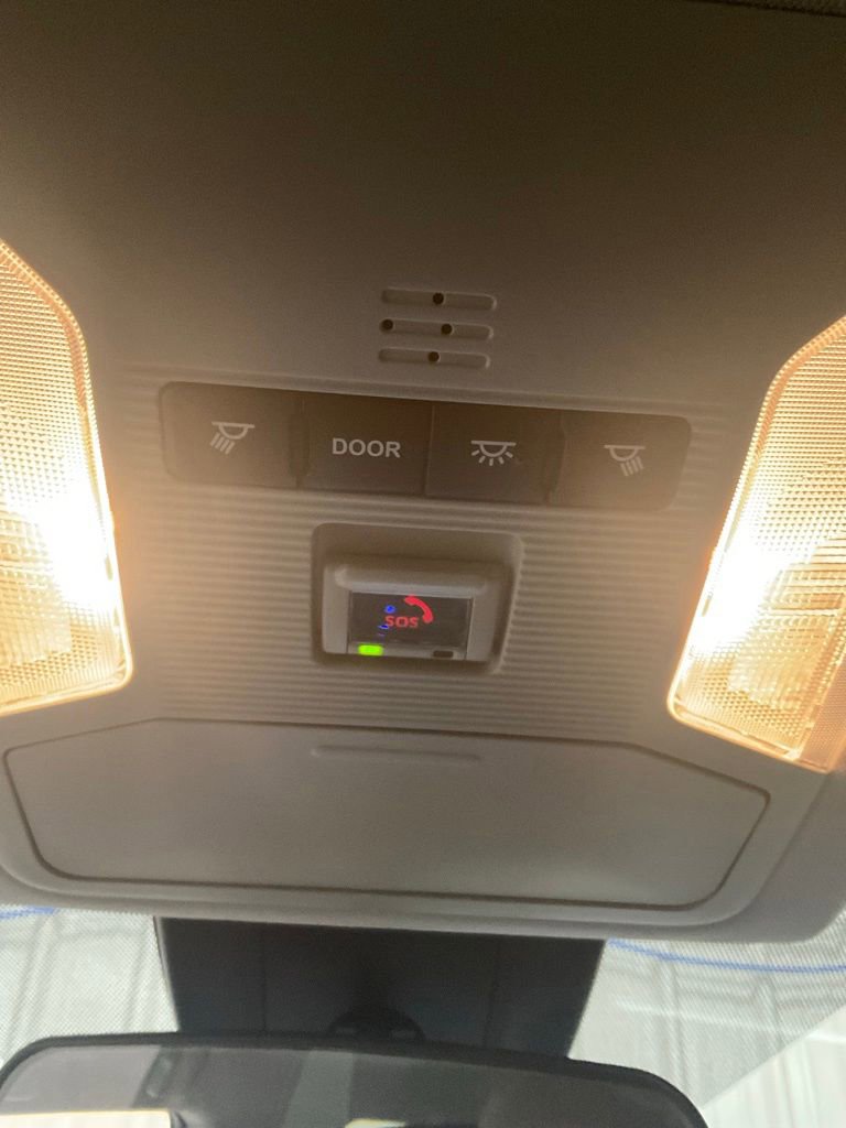 Used 2021 Toyota RAV4 LE AWD/4WD image 21