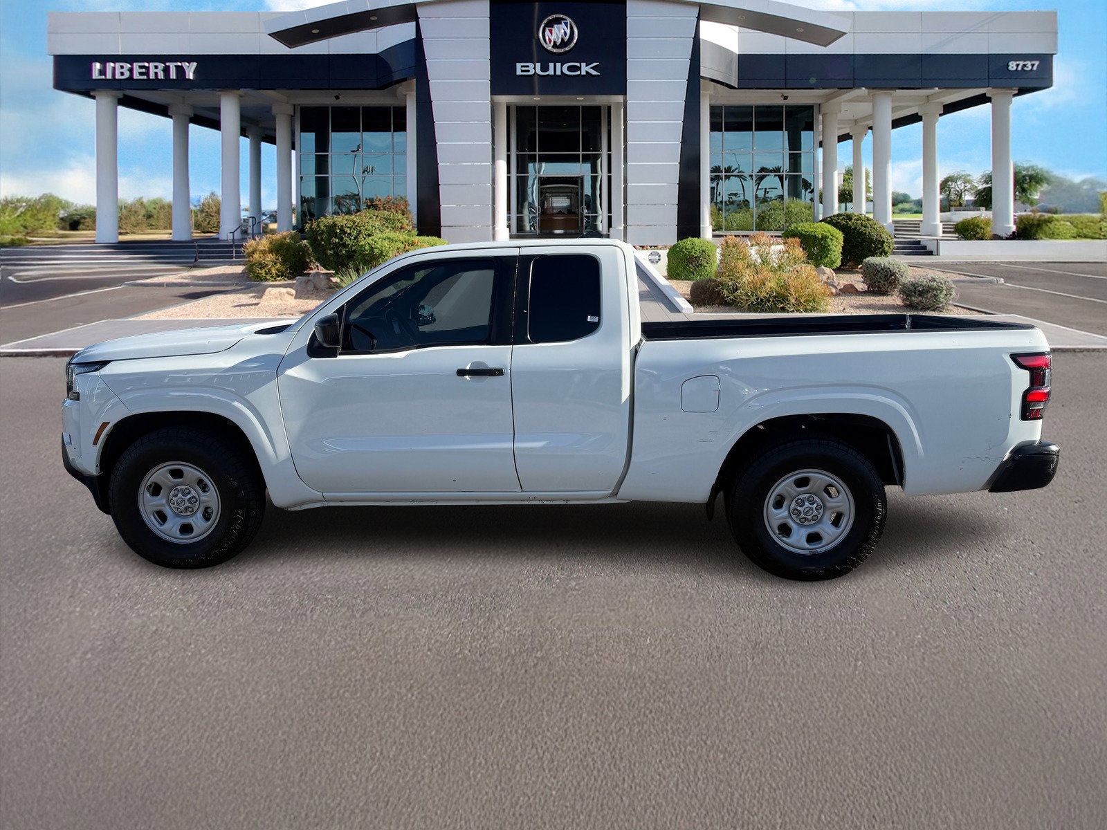 Used 2022 Nissan Frontier S image 7