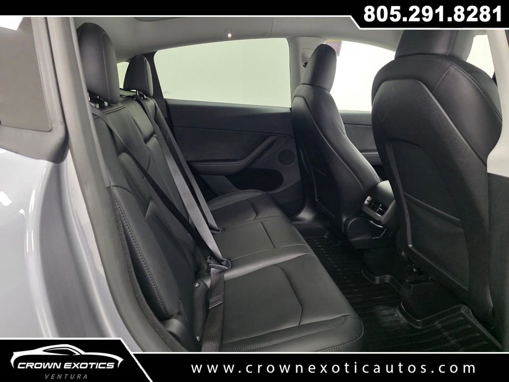 Used 2024 Tesla Model Y Performance image 14