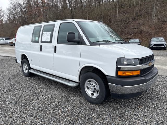 Used 2024 Chevrolet Express 2500 w/ Driver Convenience Package image 7