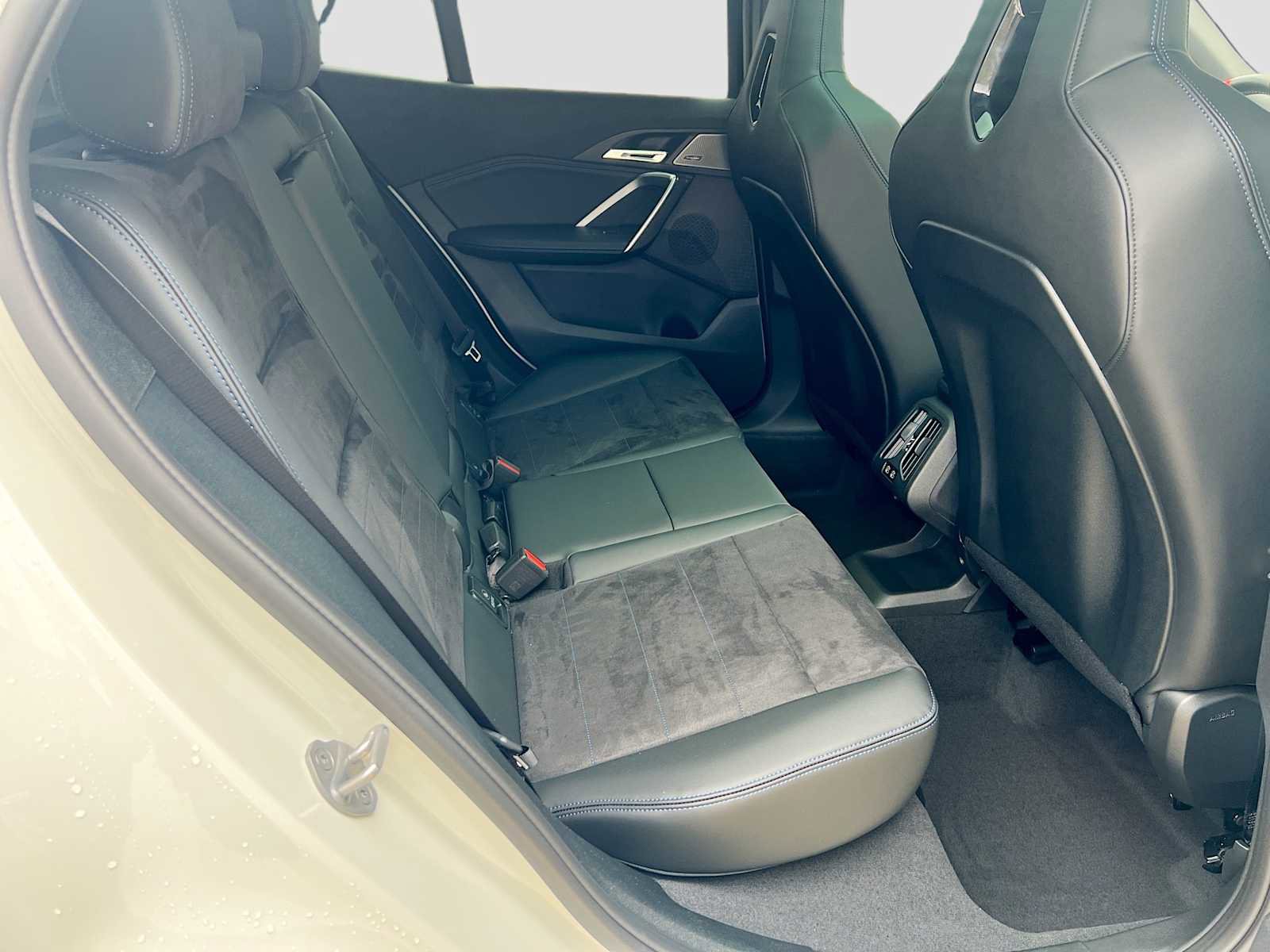 New 2026 BMW X2 M35i w/ Technology Package AWD/4WD image 27