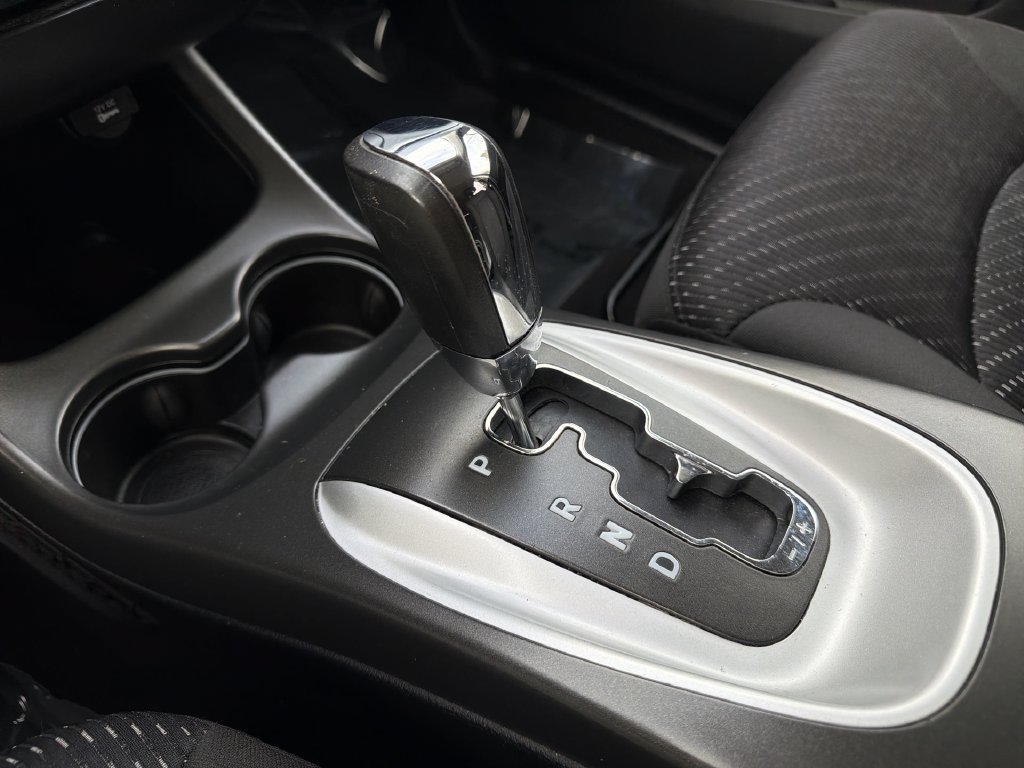 Used 2020 Dodge Journey SE FWD image 16
