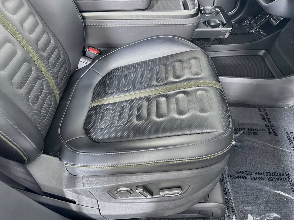Used 2024 Rivian R1S Adventure Quad AWD/4WD image 41