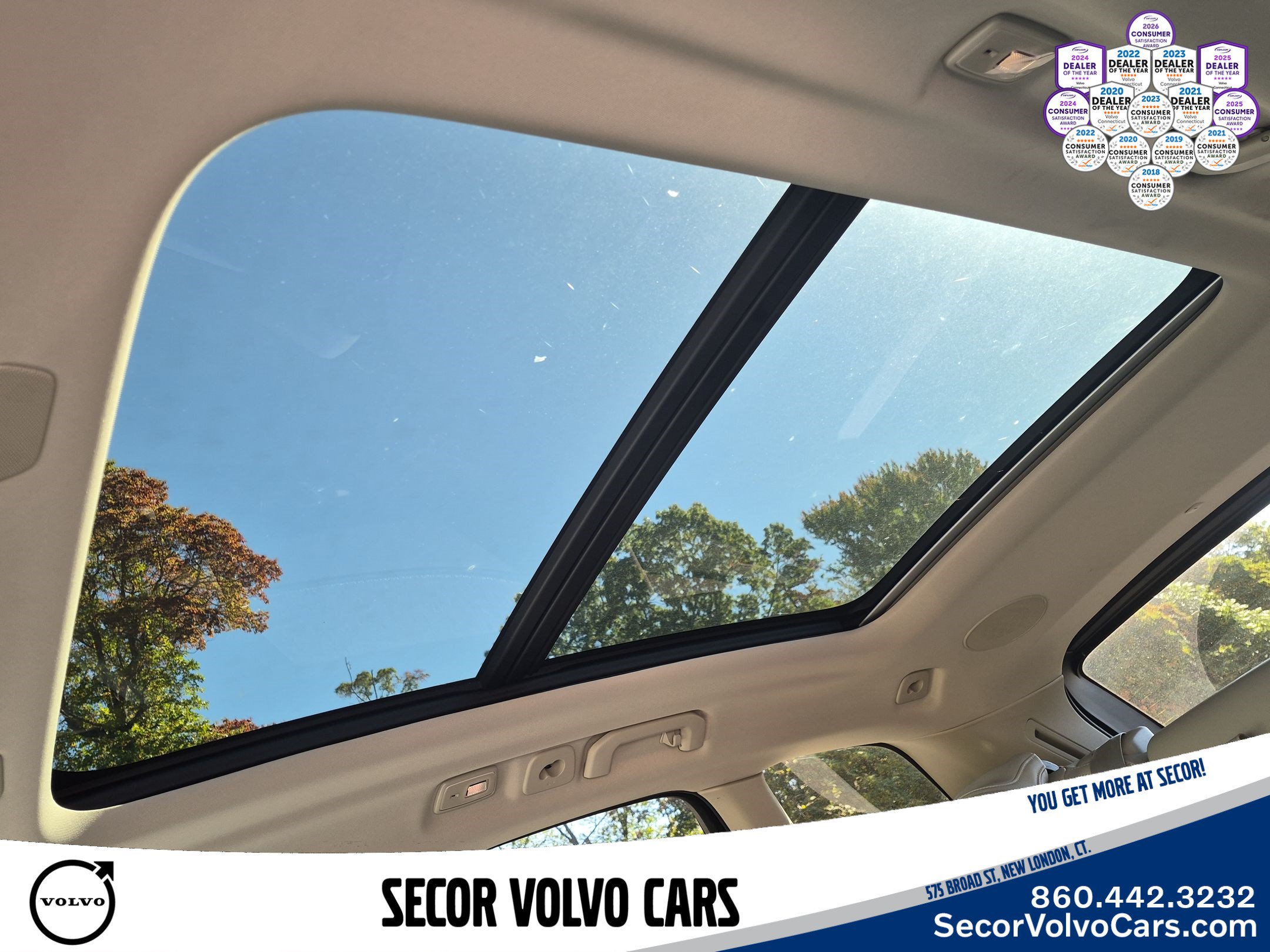 Used 2022 Volvo XC60 B5 Inscription w/ Advanced Package AWD/4WD image 16