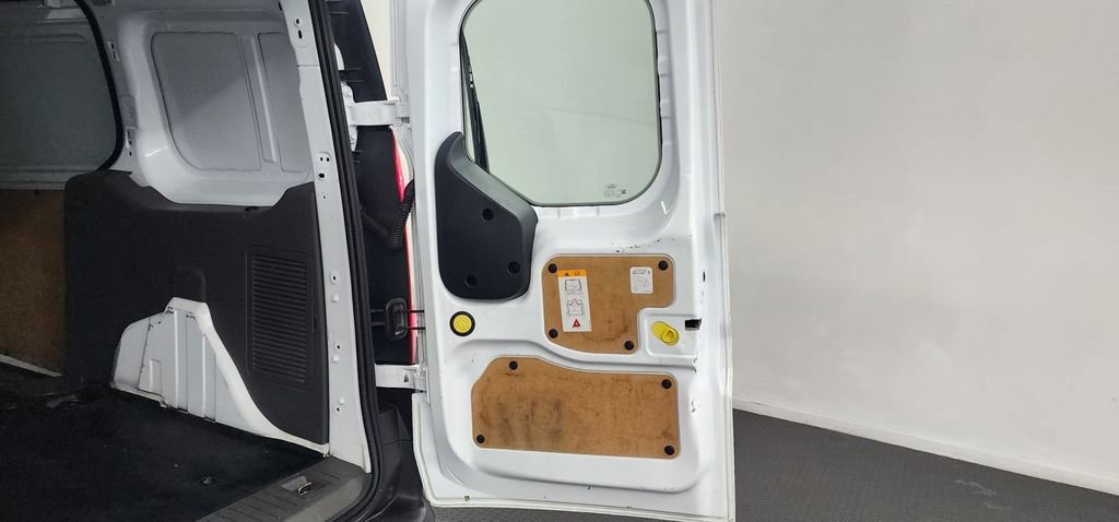 Used 2019 Ford Transit Connect XL image 17