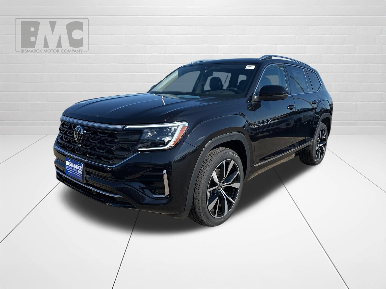 New 2026 Volkswagen Atlas SEL Premium R-Line AWD/4WD image 1