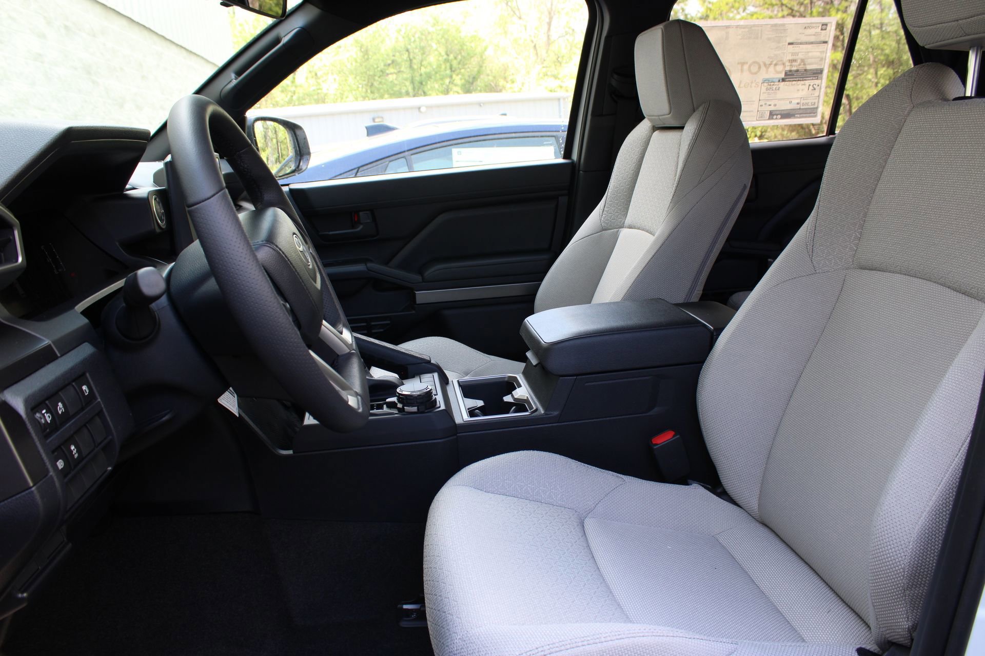 New 2026 Toyota 4Runner SR5 AWD/4WD image 16