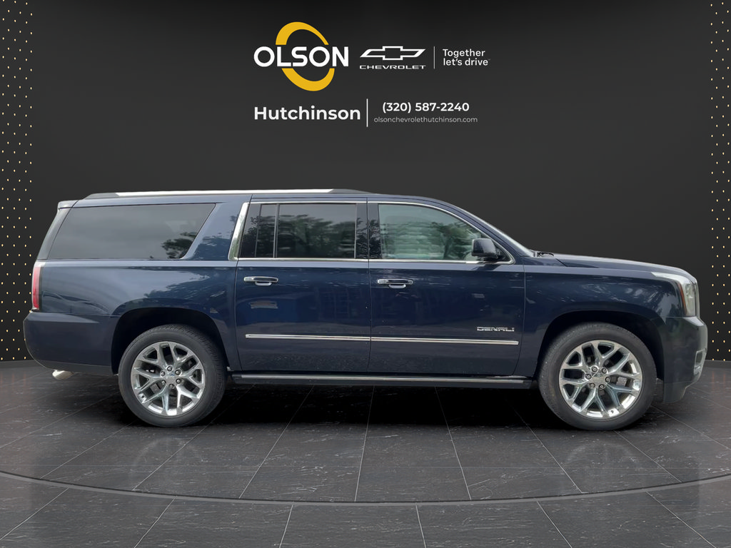 Certified 2020 GMC Yukon XL Denali w/ Denali Premium Package AWD/4WD image 6