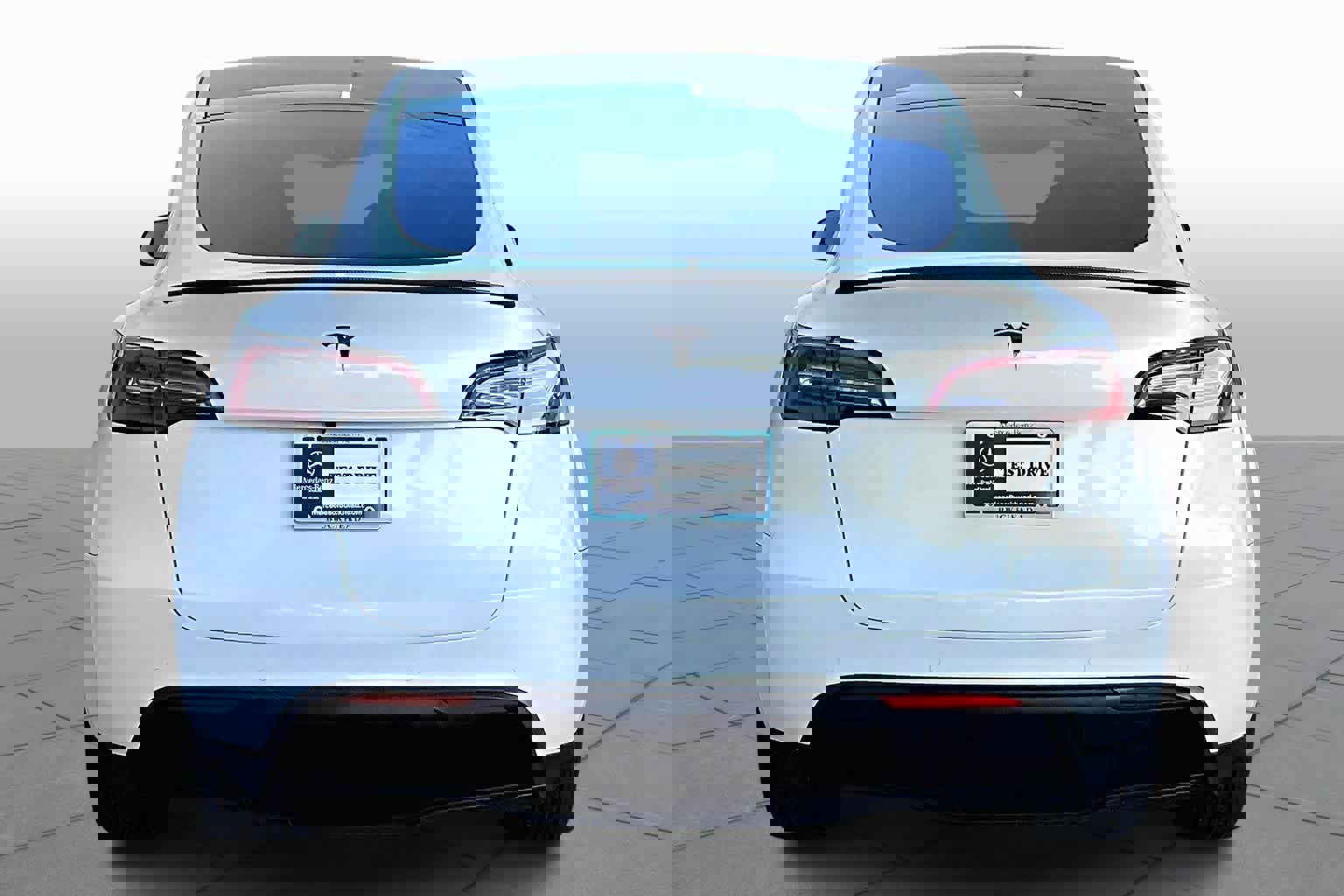 Used 2021 Tesla Model Y Long Range image 4