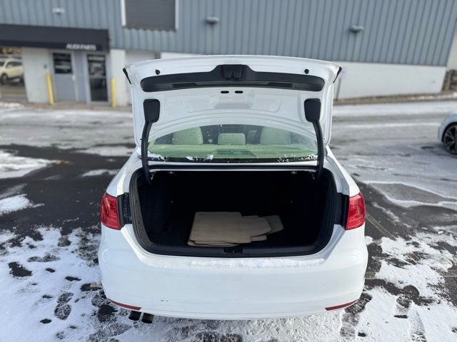 Used 2014 Volkswagen Jetta SE image 21