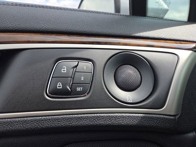 Used 2020 Lincoln MKZ Reserve w/ Elements Package FWD image 10