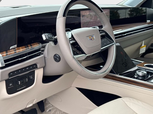 New 2026 Cadillac Escalade Platinum Sport w/ LPO, ONYX Package AWD/4WD image 22