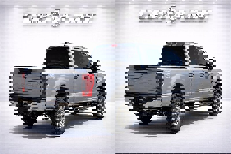 Used 2021 Ford F250 XLT image 3