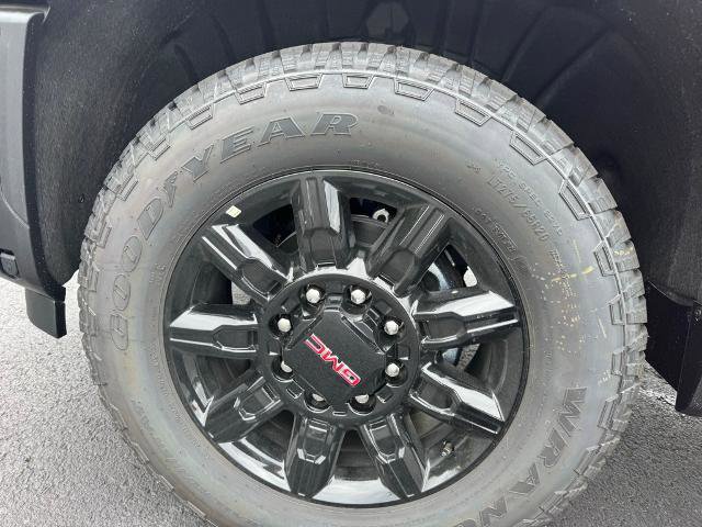 New 2025 GMC Sierra 2500 AT4 w/ AT4 Premium Plus Package image 12
