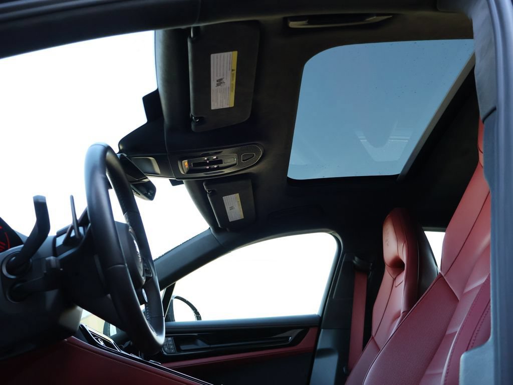 Certified 2025 Porsche Panamera GTS AWD/4WD image 42