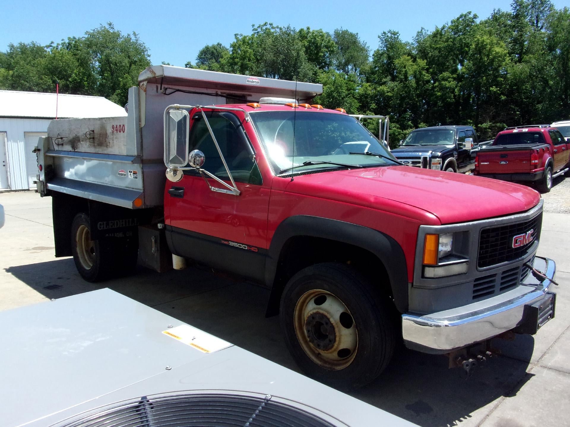 Used 2001 GMC Sierra 3500 2WD Regular Cab HD image 1