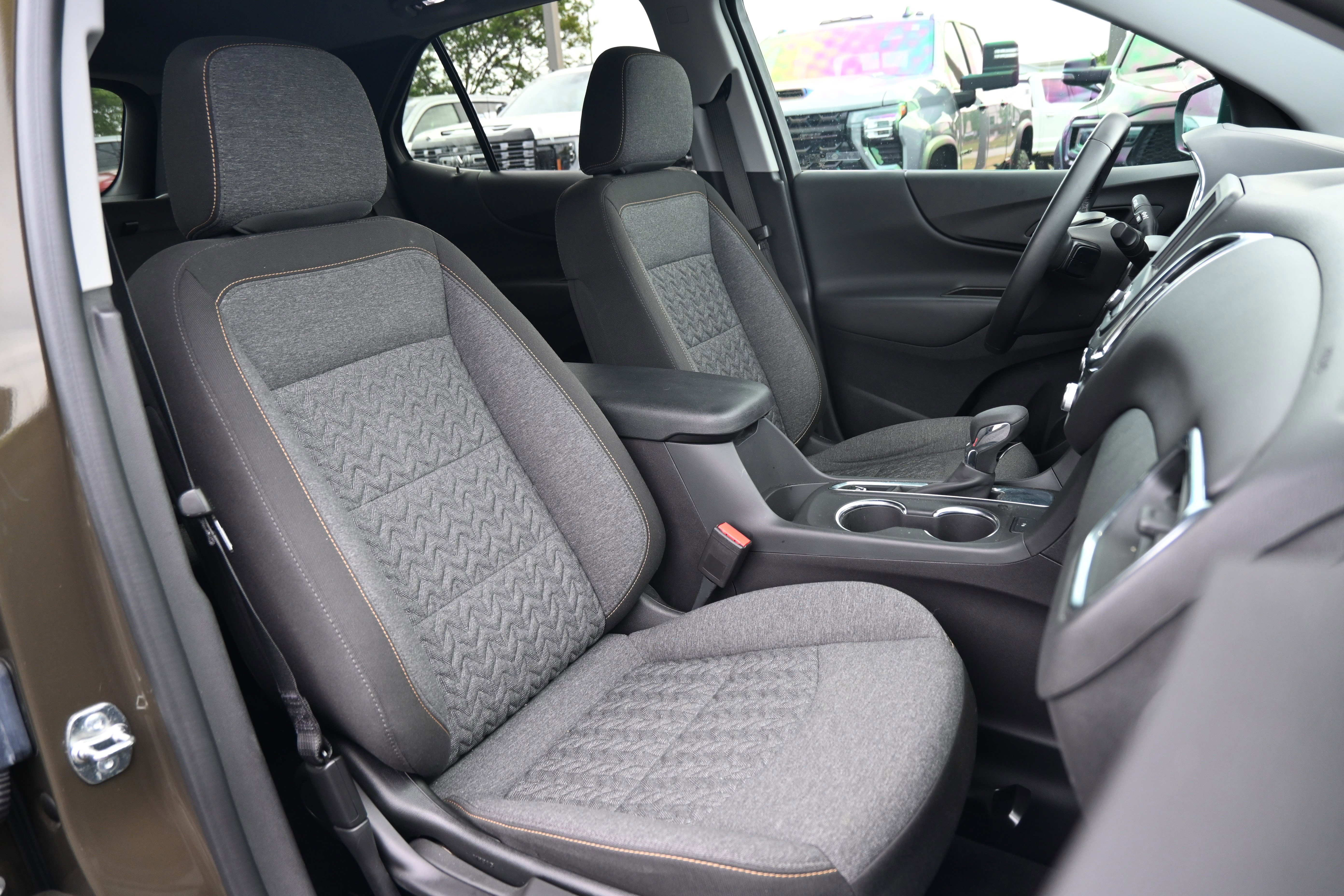 Used 2024 Chevrolet Equinox LT image 17