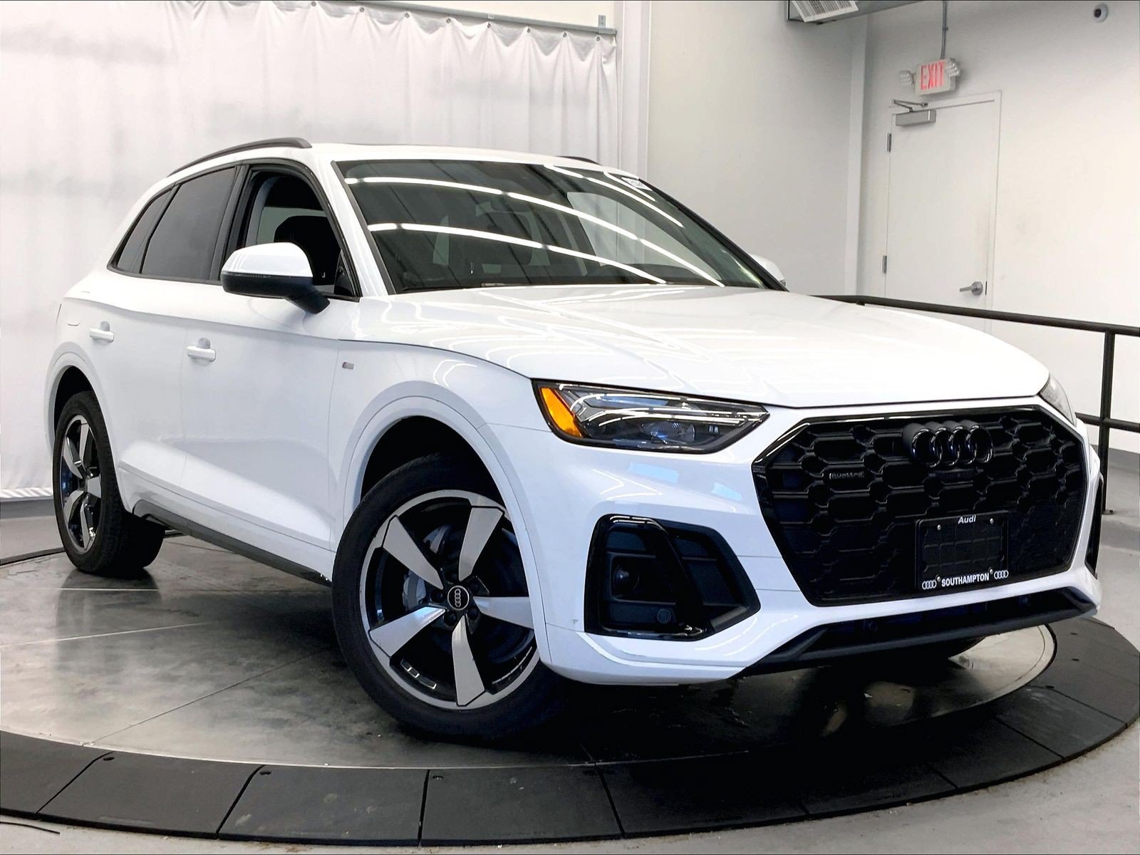 Certified 2023 Audi Q5 2.0T Premium Plus w/ Premium Plus Package