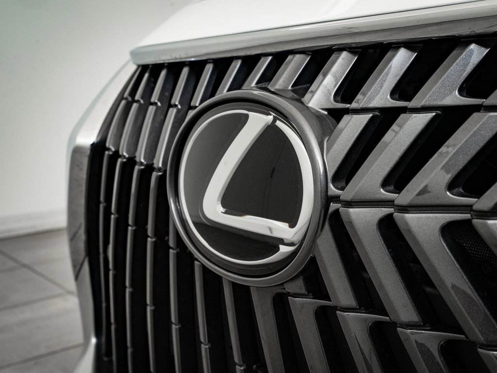 Certified 2023 Lexus ES 250 w/ Premium Package image 3