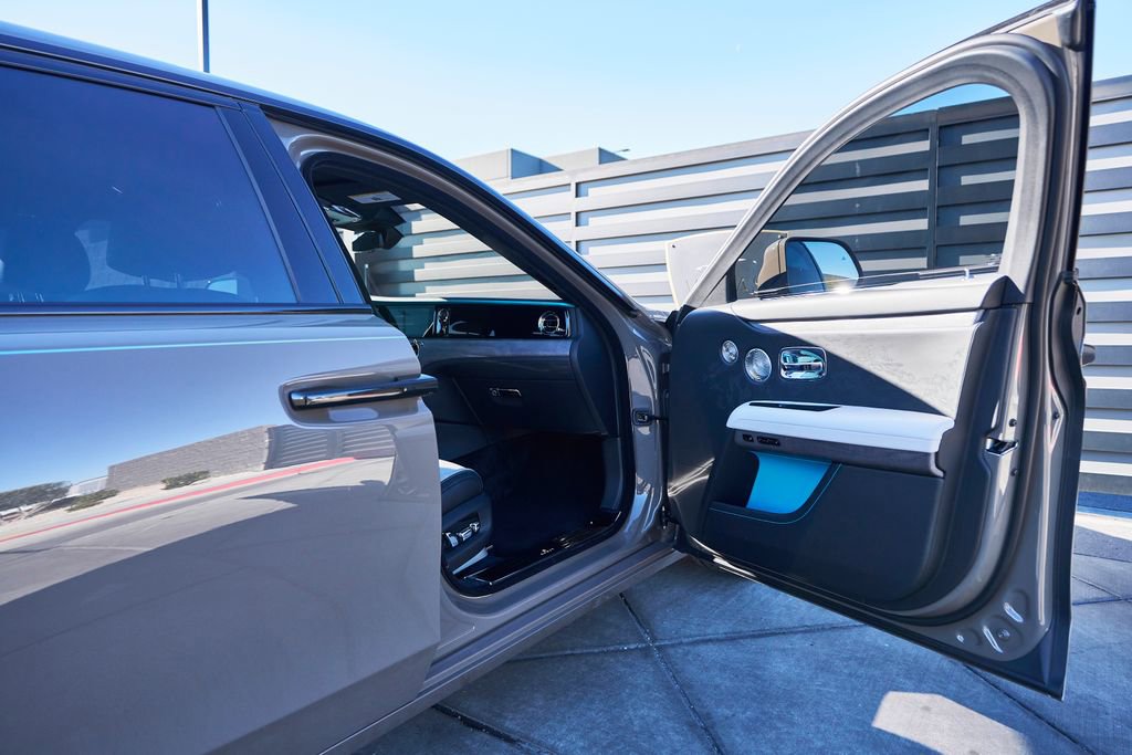 Used 2025 Rolls-Royce Ghost AWD/4WD image 22