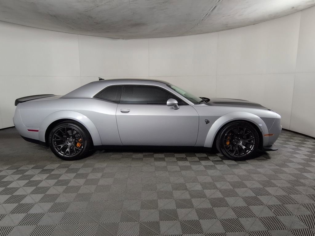 Used 2022 Dodge Challenger SRT Hellcat image 4