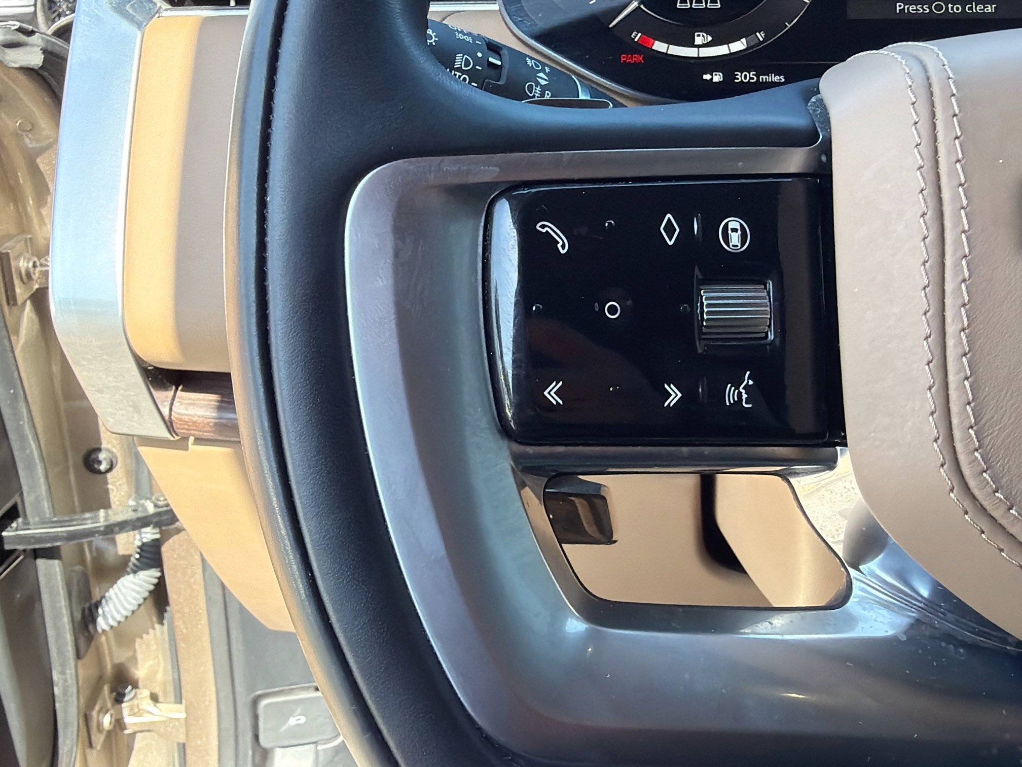 Used 2024 Land Rover Range Rover SE AWD/4WD image 37