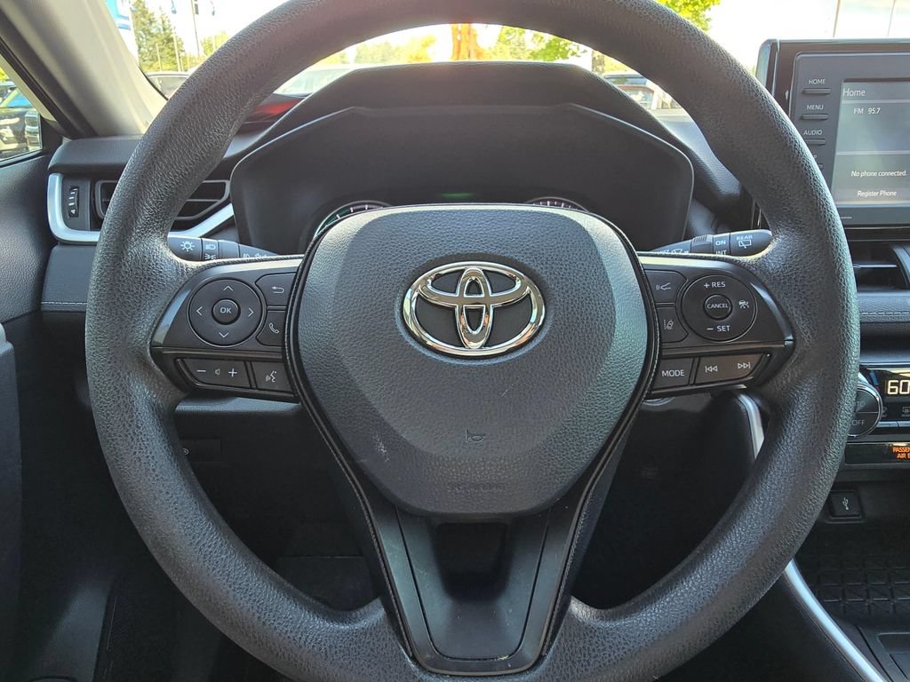 Used 2021 Toyota RAV4 XLE AWD/4WD image 15