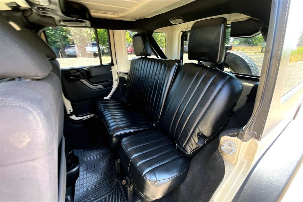 Used 2011 Jeep Wrangler Unlimited Sport AWD/4WD image 21
