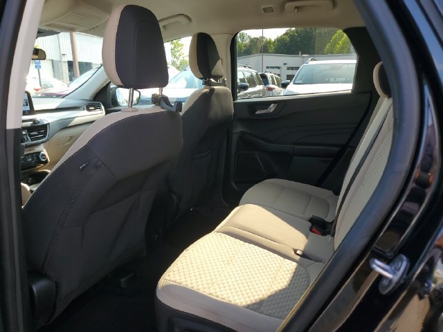 Used 2021 Ford Escape SE FWD image 12