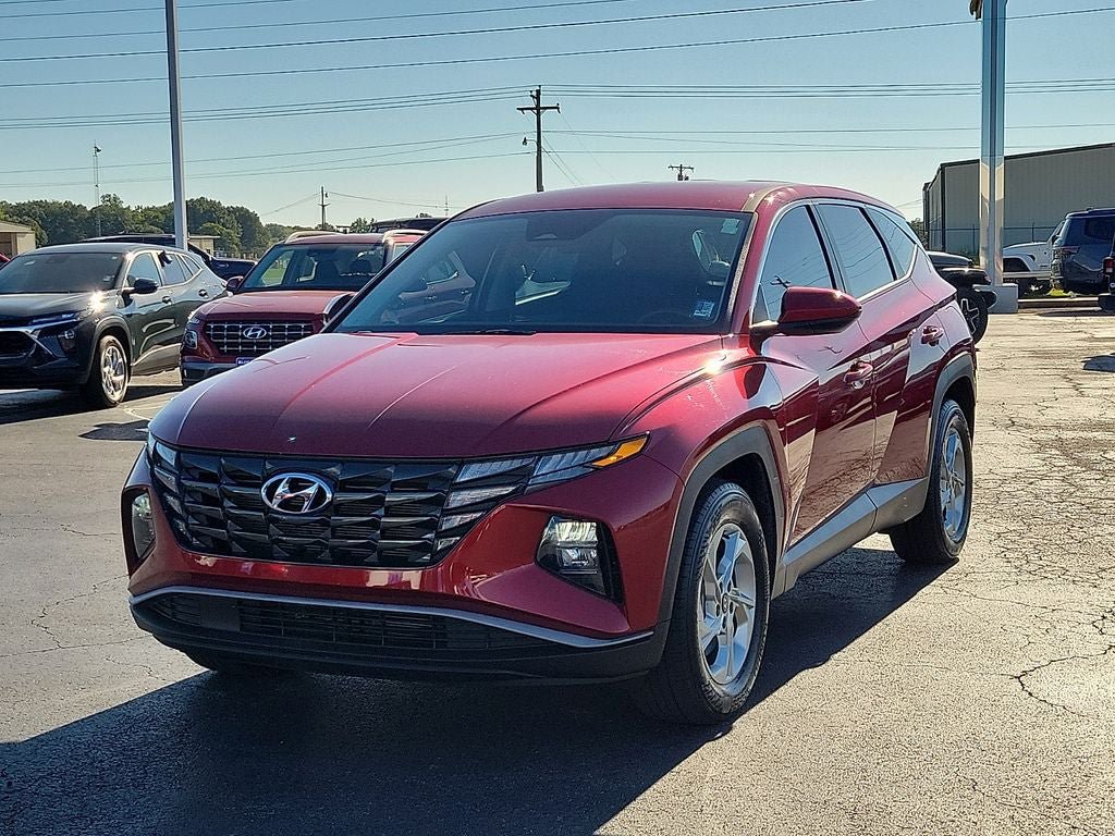 Used 2024 Hyundai Tucson SE FWD image 2