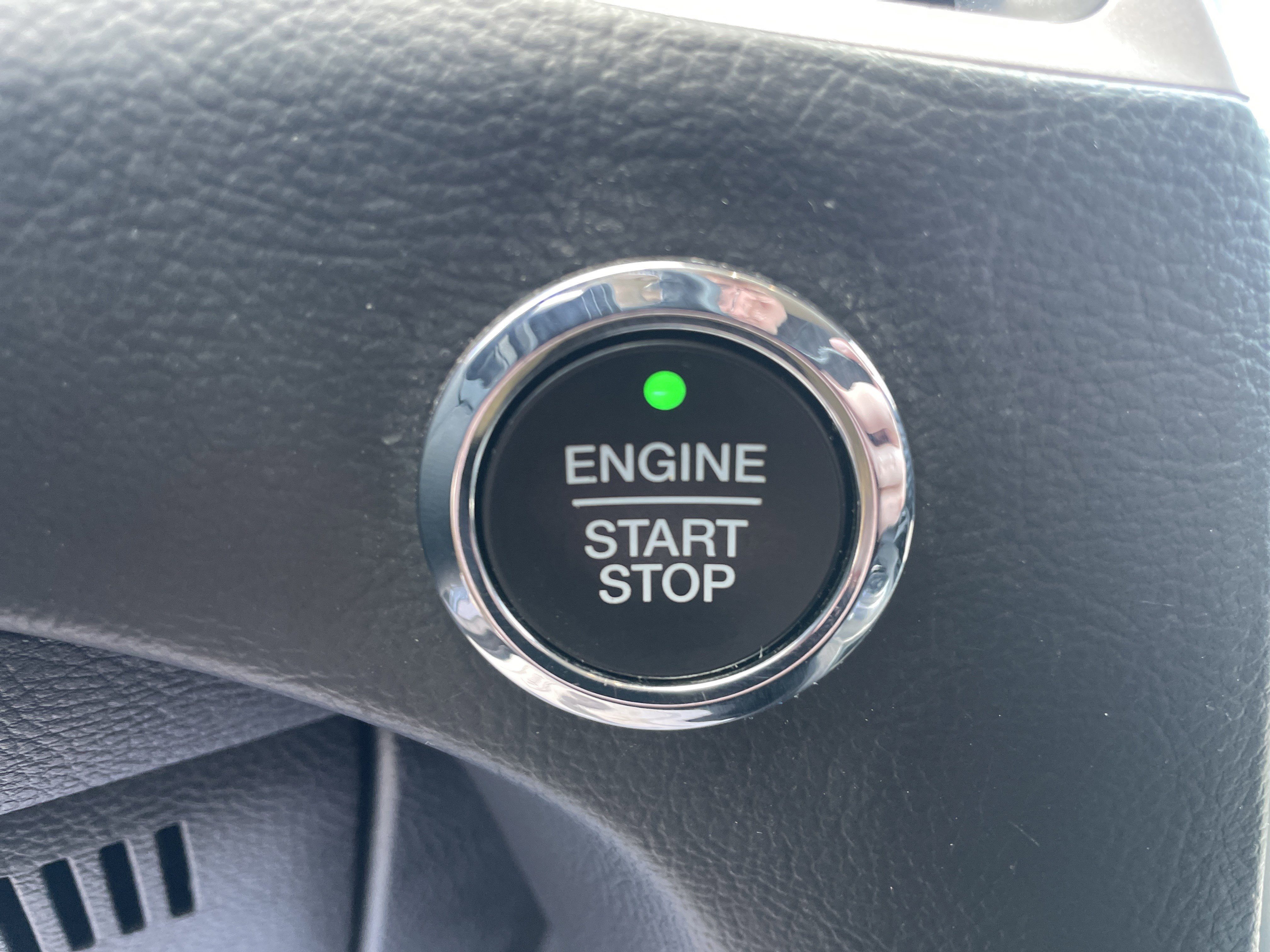 Used 2024 Ford Edge SEL w/ Convenience Package image 22