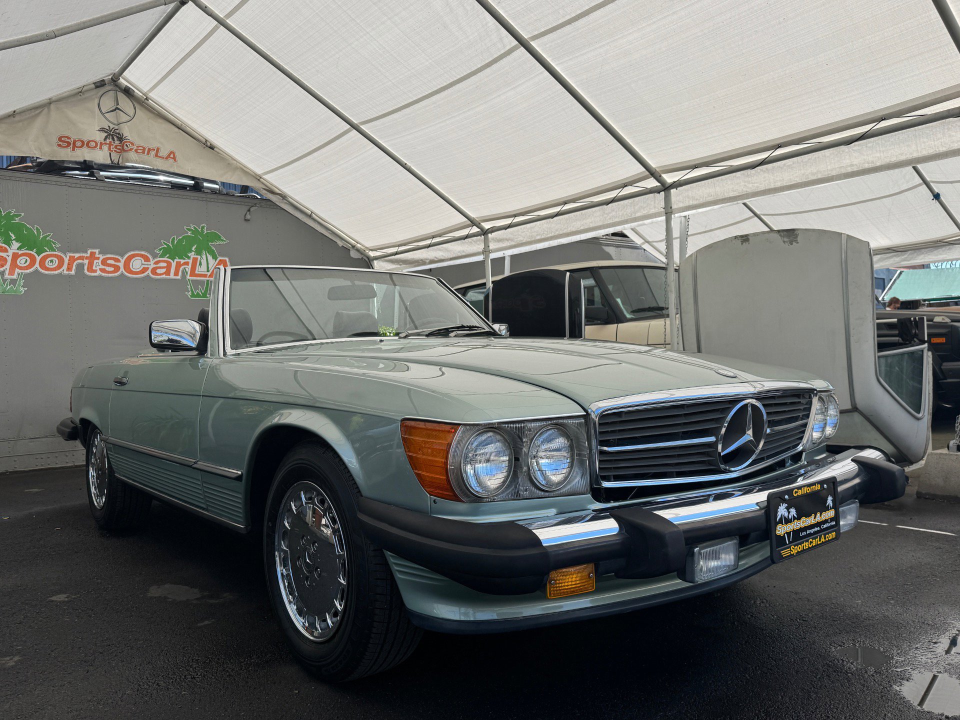 Used 1988 Mercedes-Benz 560 SL image 1