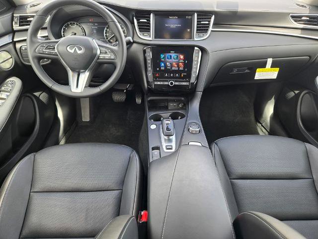 Certified 2025 INFINITI QX50 Luxe AWD/4WD image 11