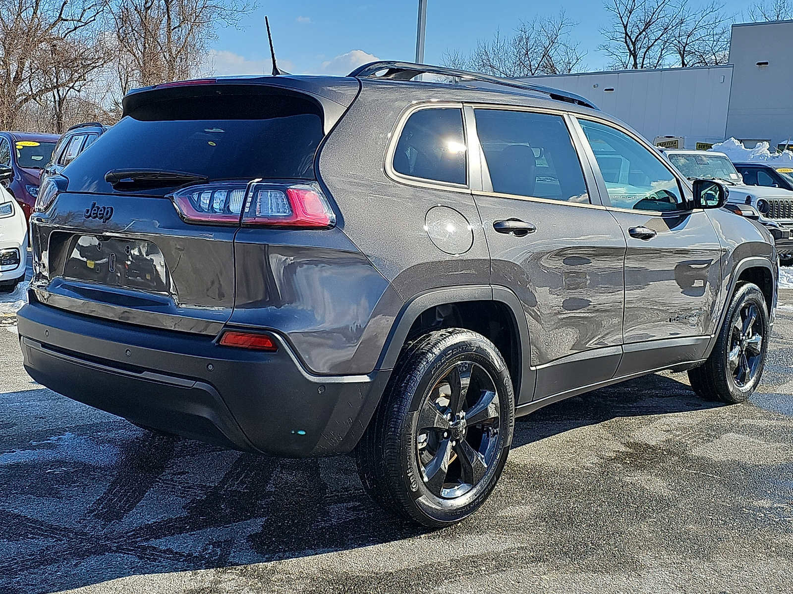 Used 2023 Jeep Cherokee Altitude Lux image 6