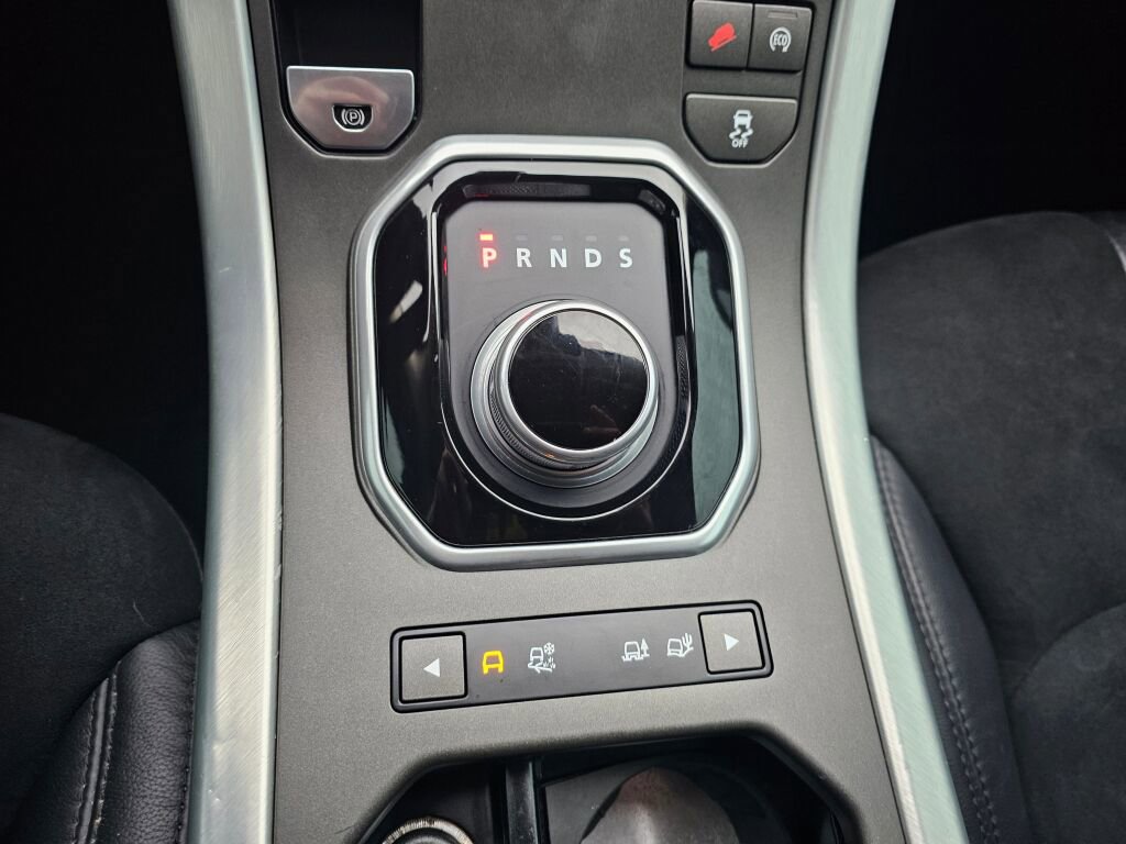 Used 2014 Land Rover Range Rover Evoque Pure image 25
