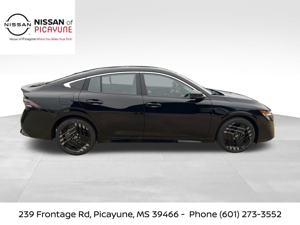 New 2026 Nissan Sentra SR FWD image 7