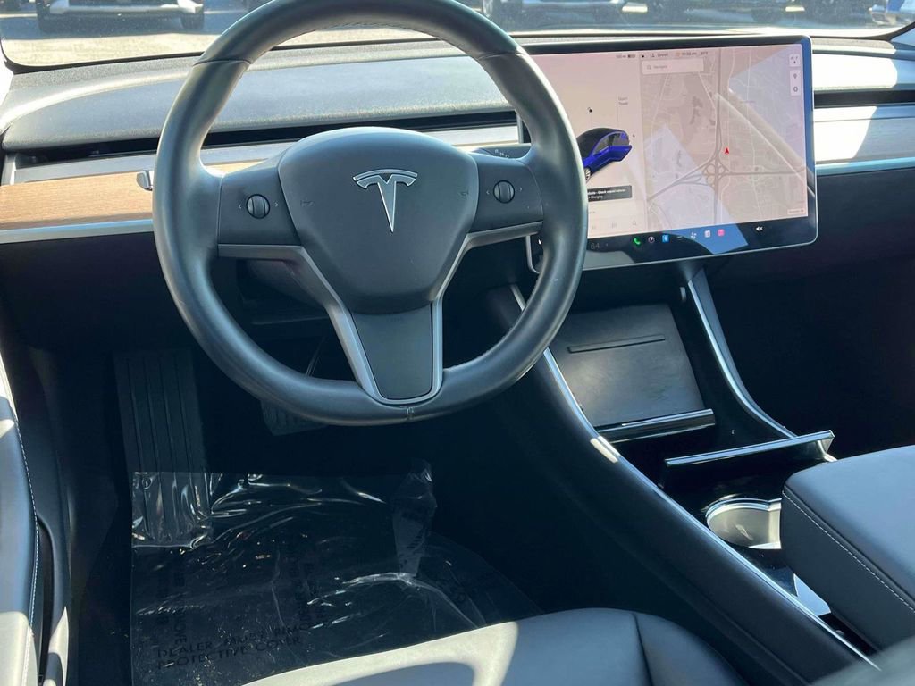 Used 2018 Tesla Model 3 Long Range image 2