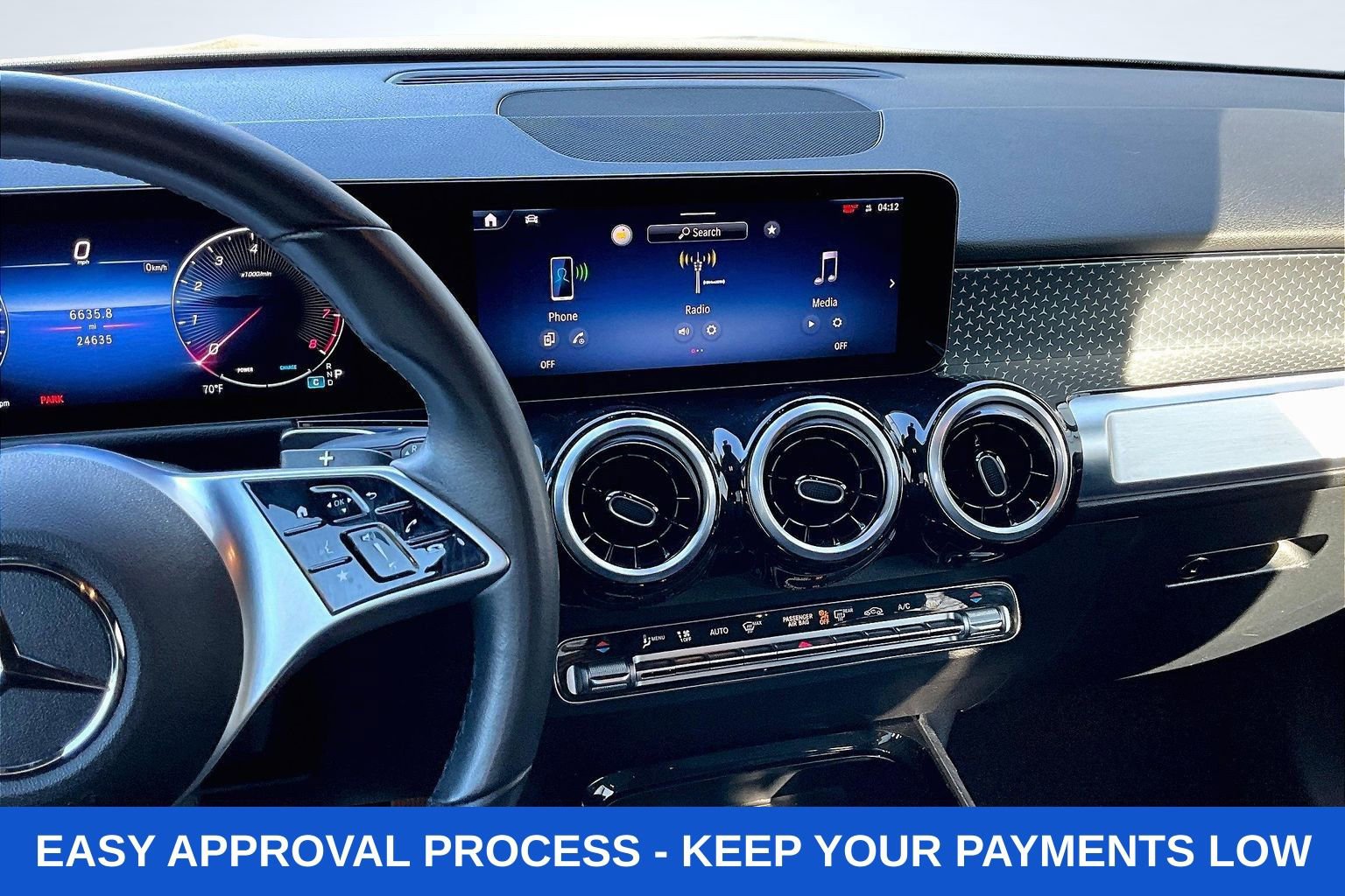 Used 2025 Mercedes-Benz GLB 250 image 11