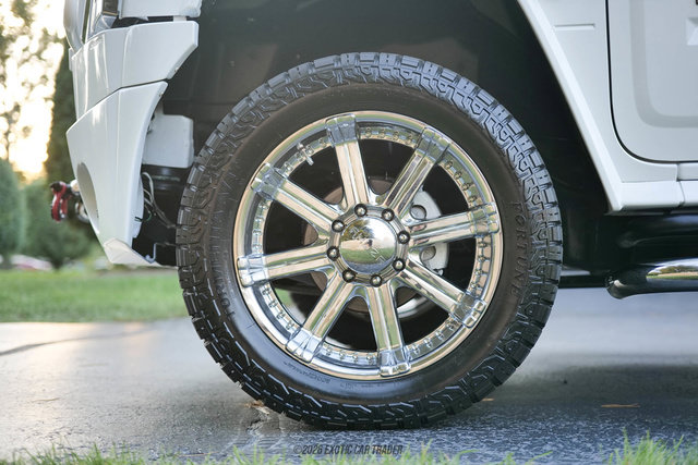 Used 2005 HUMMER H2 AWD/4WD image 3