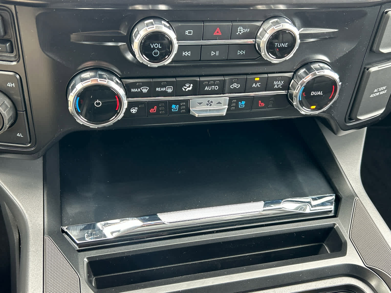 New 2026 Ford F250 Lariat image 54