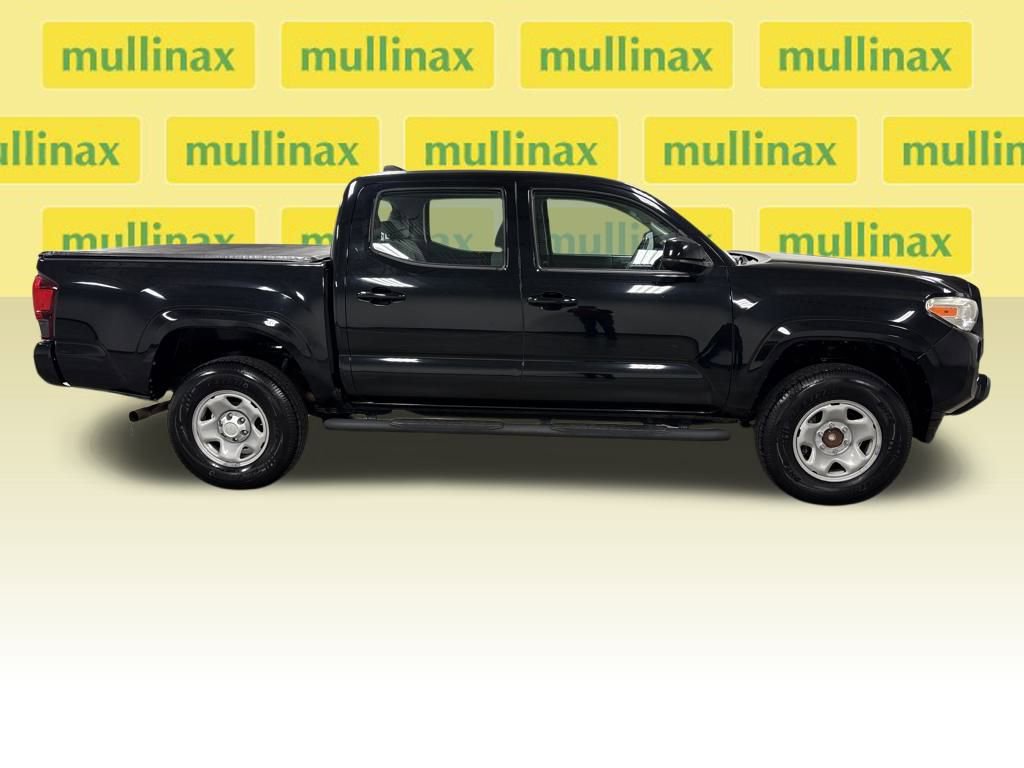 Used 2018 Toyota Tacoma SR image 21