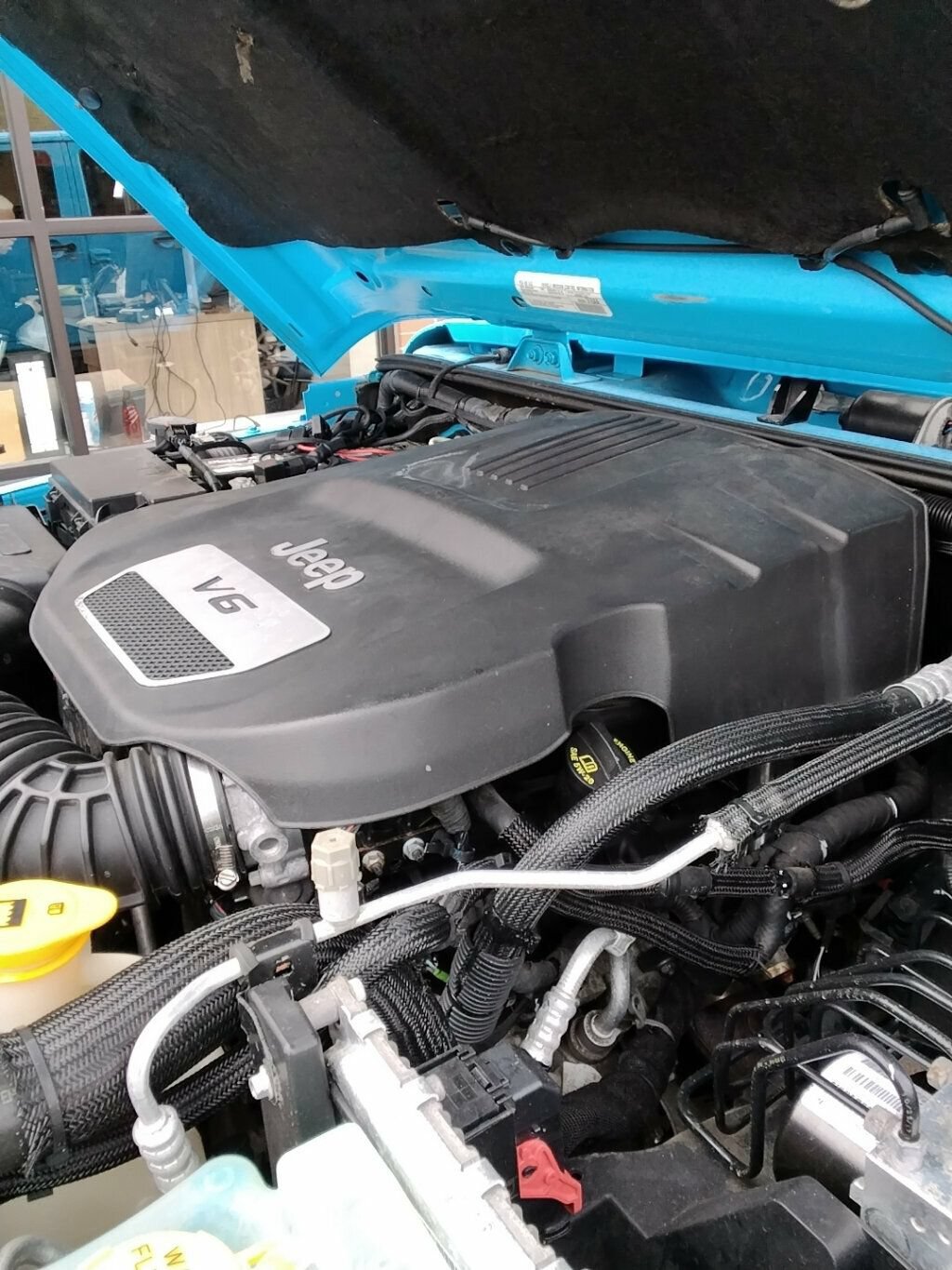 Used 2018 Jeep Wrangler Unlimited Sahara AWD/4WD image 22