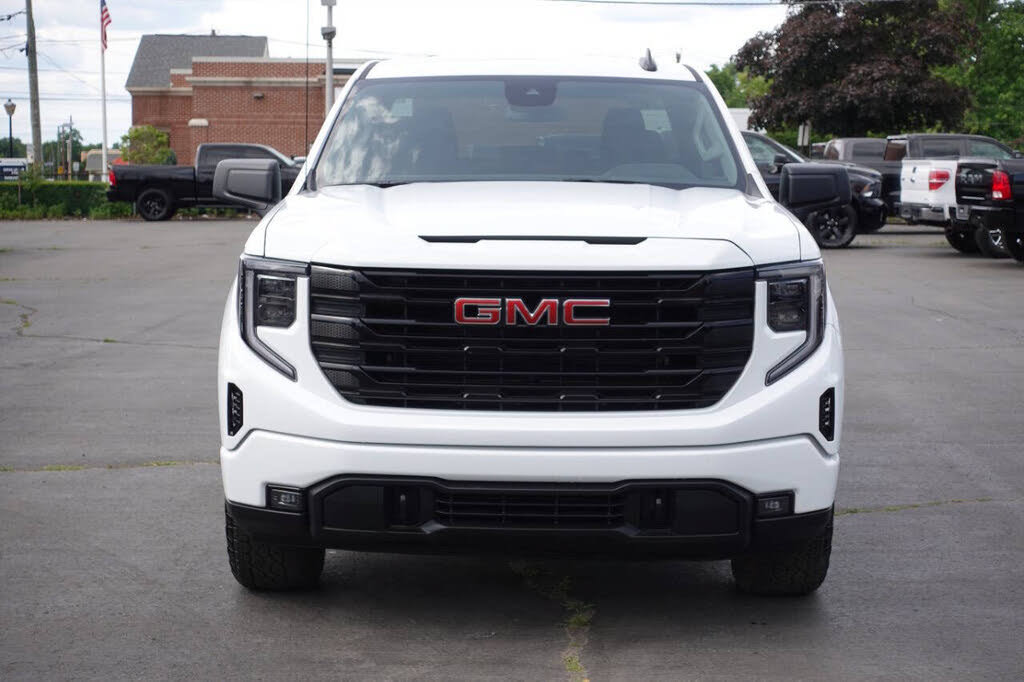 Used 2023 GMC Sierra 1500 Elevation AWD/4WD image 6